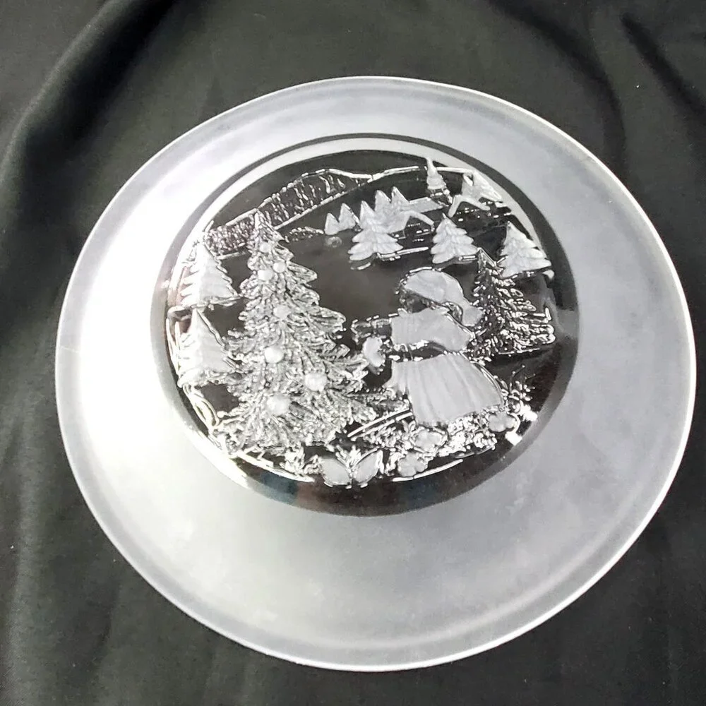 Vintage Mikasa Holiday Christmas Story Frosted Glass Bon Bon Plate 9 inch